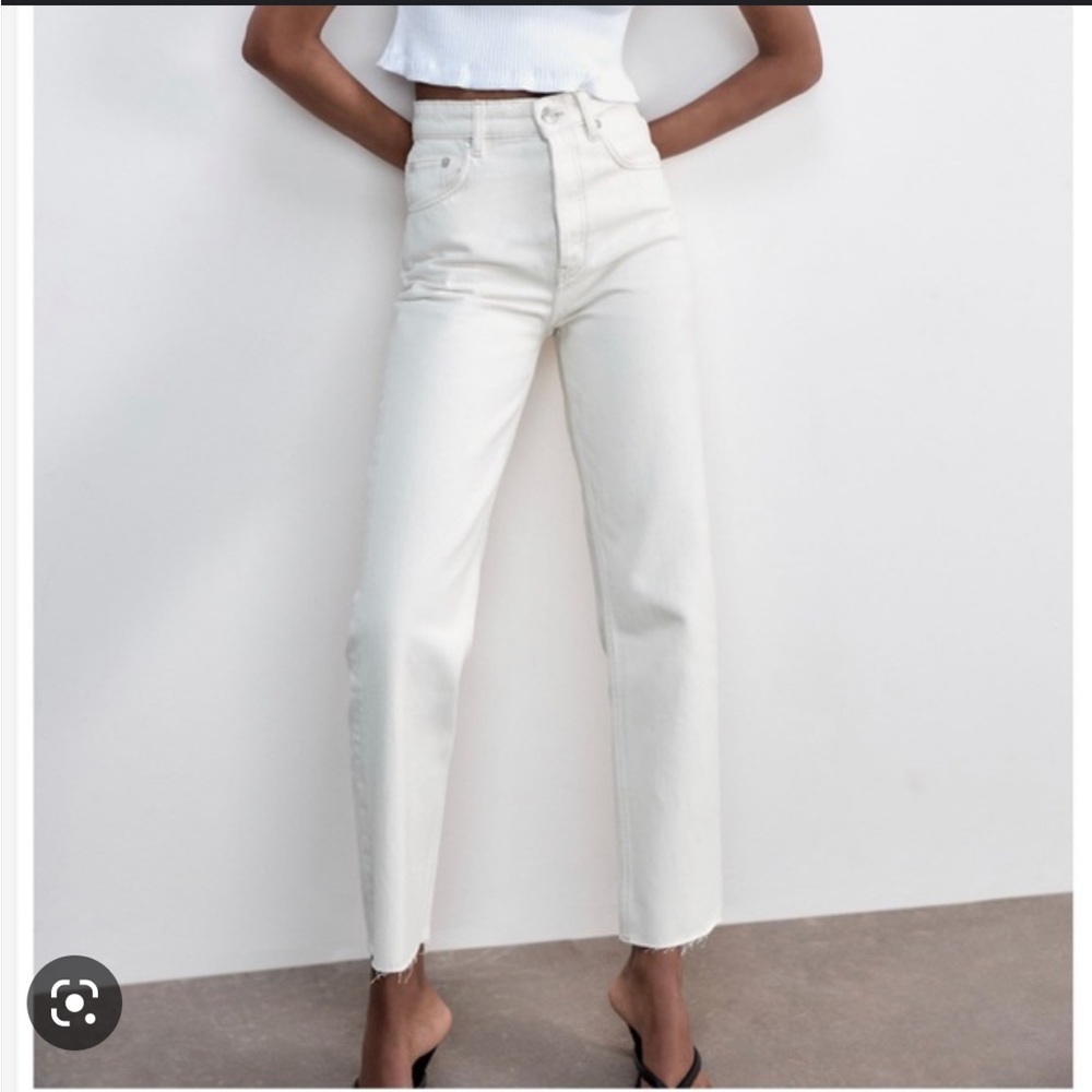 Zara High Rise Ankle Length Straight Jean